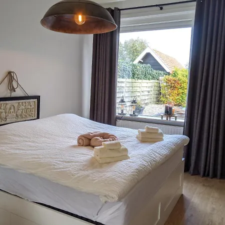 Crash'nstay - Julianalaan Apartamento